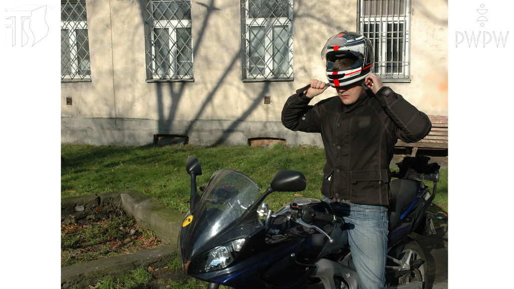 Materiał do pytania: Co powinieneś przede wszystkim zrobić przed dłuższą jazdą motocyklem?
