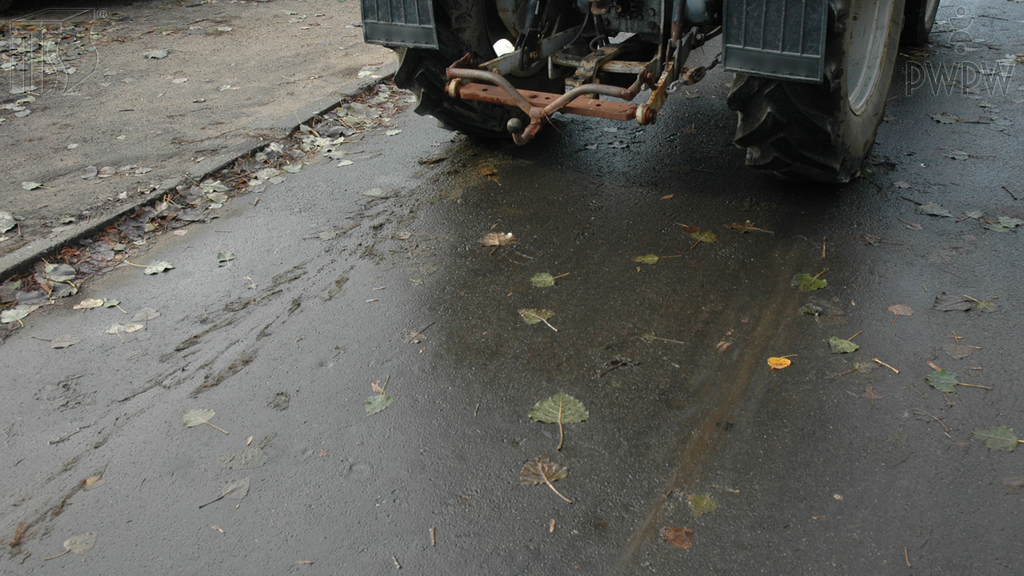 Material for the question: What is the main factor determining the emergency braking distance of a tractor?