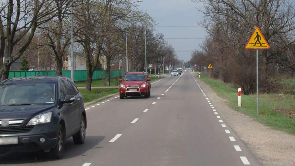 Materiał do pytania: Na co, przede wszystkim, powinieneś zwrócić uwagę podczas wymijania innego pojazdu?