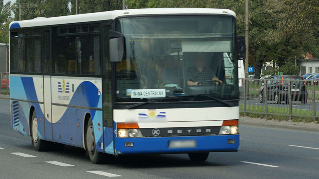 Materiał do pytania: O ile razy wydłuży się droga hamowania, jeżeli dwukrotnie zwiększysz prędkość autobusu, którym kierujesz?