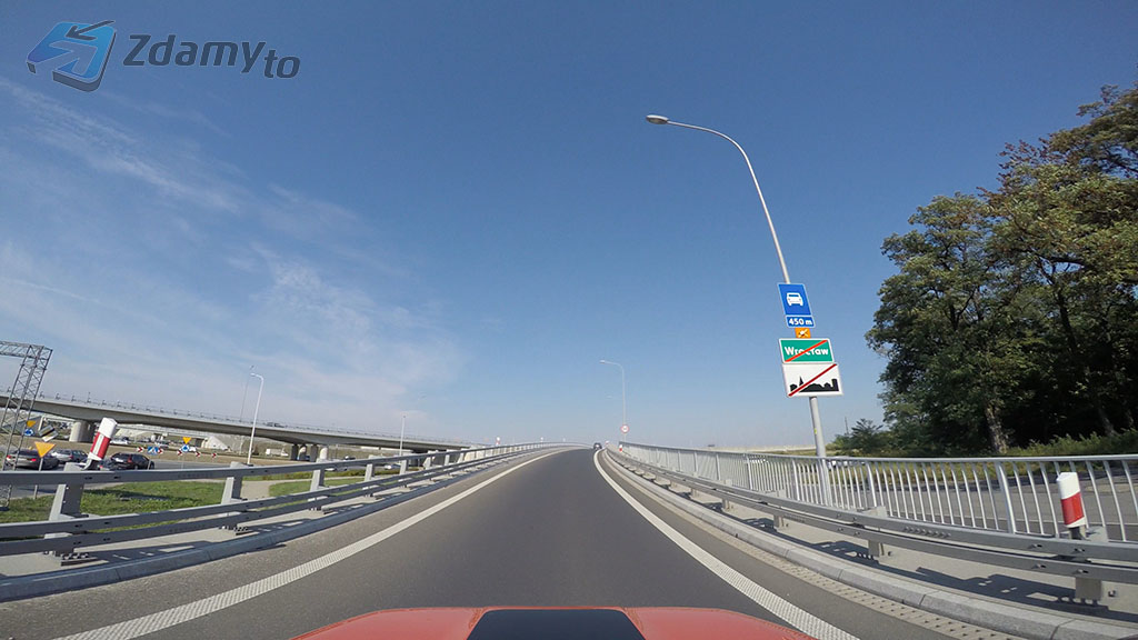 Materiał do pytania: Czy za widocznymi znakami wolno zwiększyć prędkość do 90 km/h?